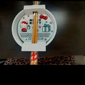 Hello Kitty Ramen bowl/chopsticks